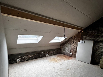 Combles avec Velux — rénovation appartements Liège