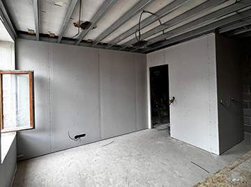 Cloisons Gyproc et faux plafond — rénovation appartements Liège